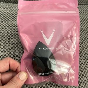 V Kosmetik Make-Up Blender